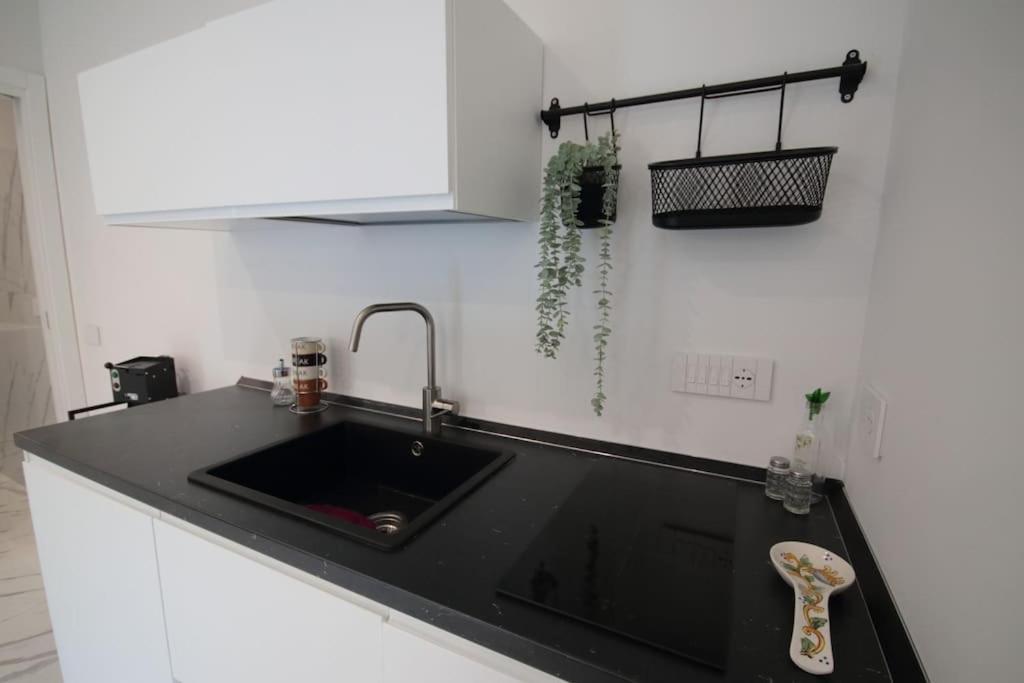 Chiaia Arcoleo House - Sofia Apartment Napoli Ngoại thất bức ảnh