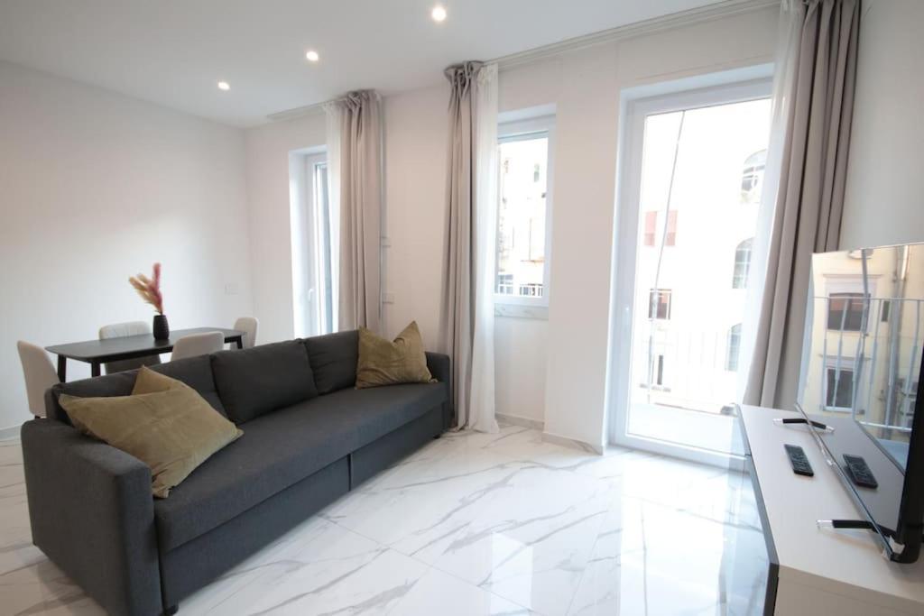 Chiaia Arcoleo House - Sofia Apartment Napoli Ngoại thất bức ảnh
