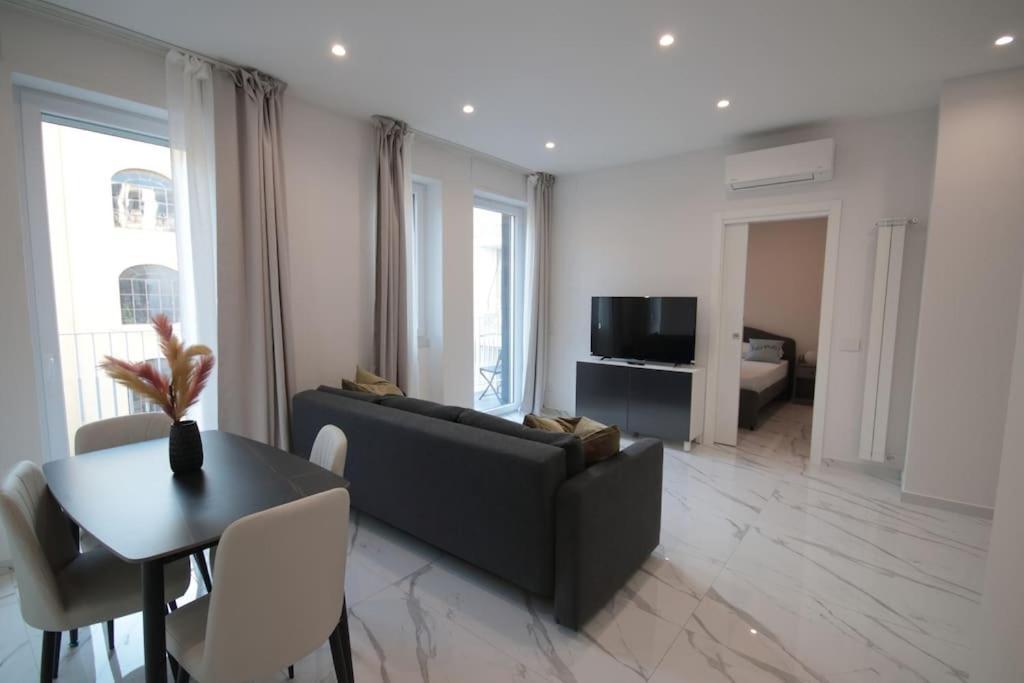 Chiaia Arcoleo House - Sofia Apartment Napoli Ngoại thất bức ảnh